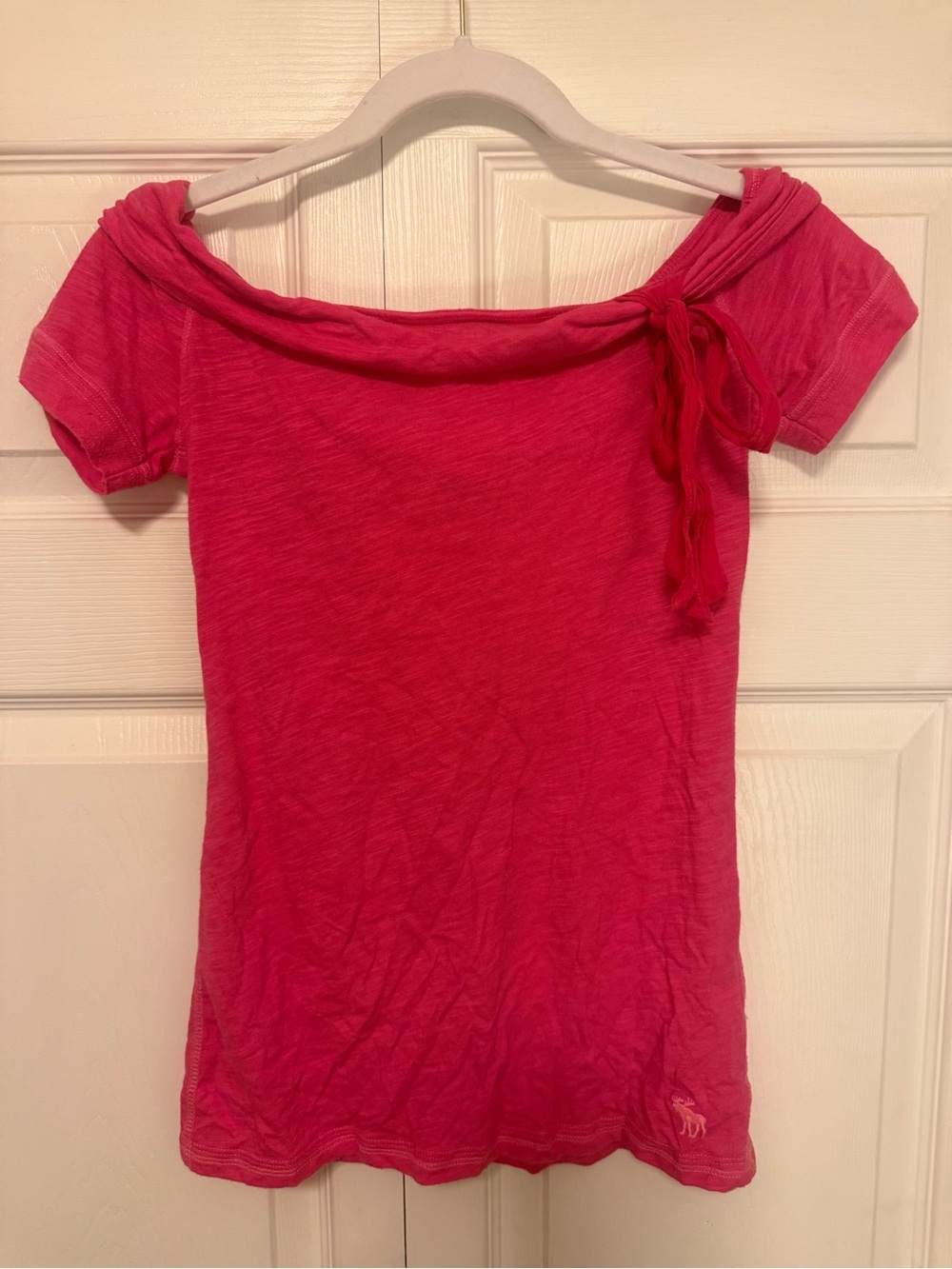 Abercrombie & Fitch Off-Shoulder Pink Top